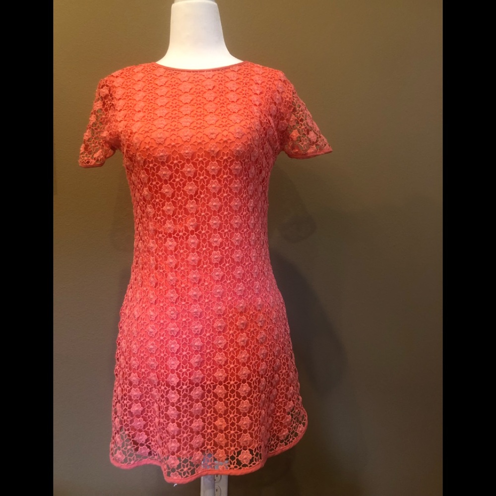 Coral intricate lace dress B Darlin Size 4
